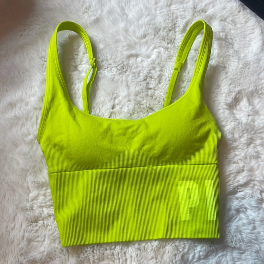 PINK Active Sports Bra - SIZE: XS